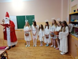 Mikuláš, čerti a andílci